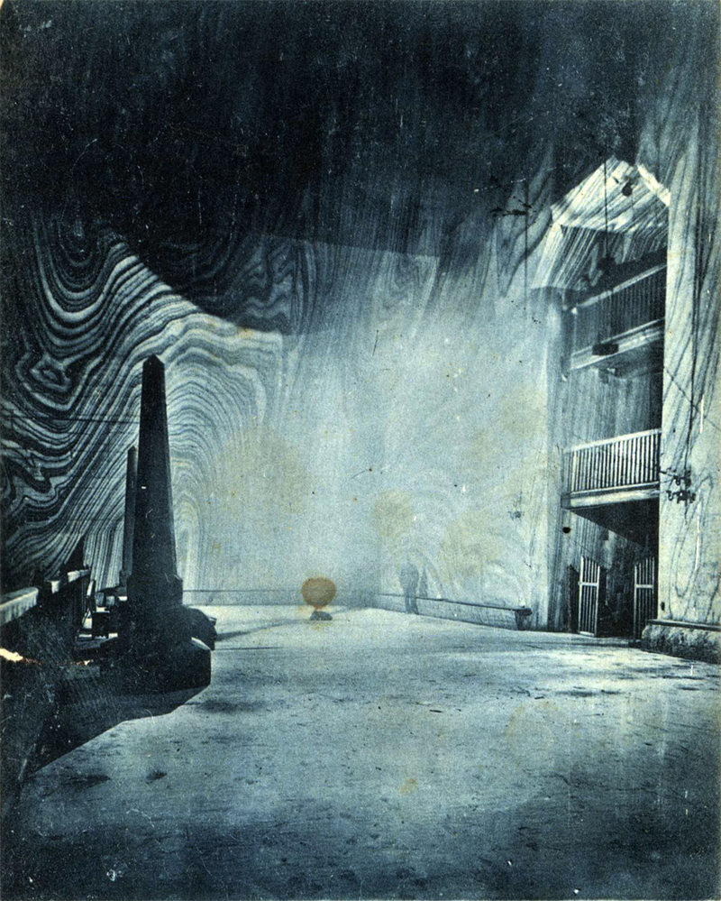 Illustration for article titled These Incredible Salt Mines Are Like Another World Beneath Our Feet